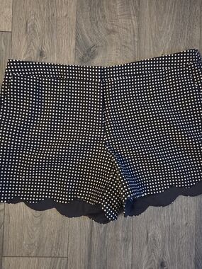 Willi Smith Black & White Polka Dot Scalloped Hem Shorts